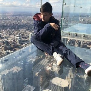 Meet your Posher, Gustavo